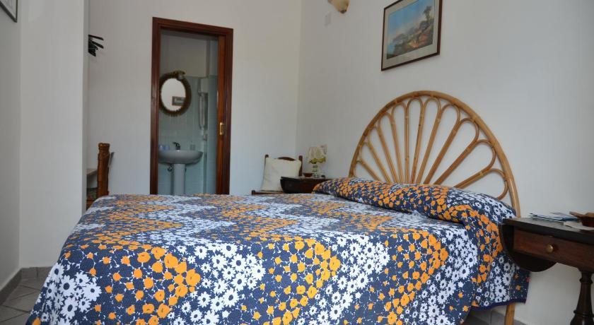 Agrestis Domus Guest House San Giovanni a Piro Room photo